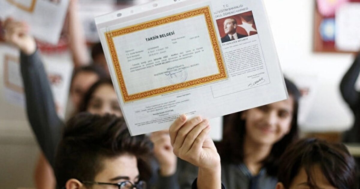 Okullar Ne Zaman Kapanıyor? 2025 Yaz Tatili Tarihi